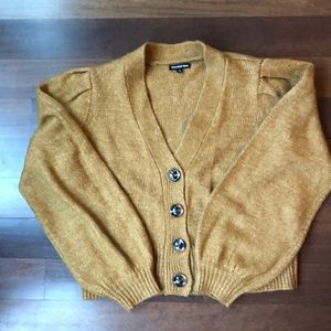 Cropped cardigan